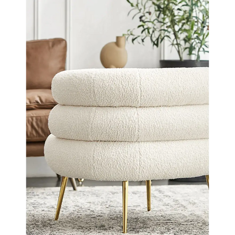 Demure Armchair, Boucle｜ DC Concept