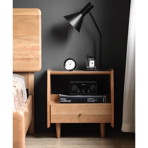 Devin Bedside Table, Solid Wood｜ DC Concept