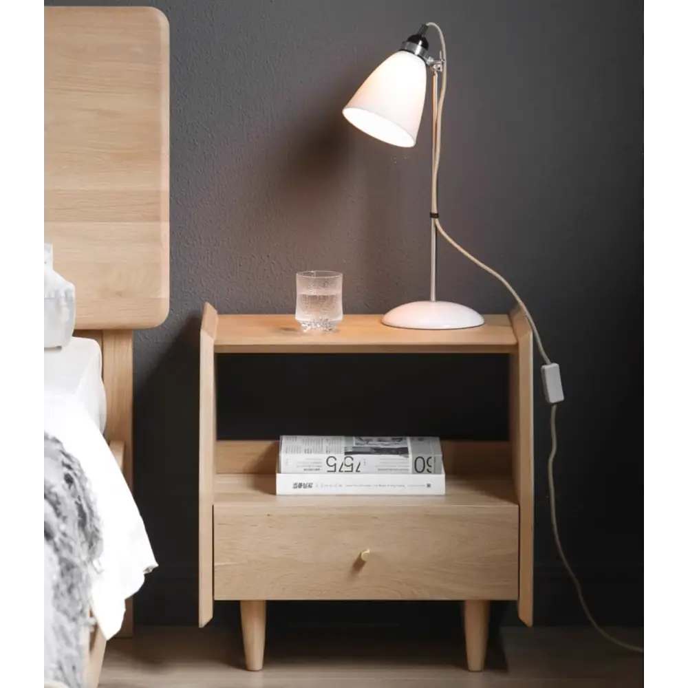 Devin Bedside Table, Solid Wood｜ DC Concept