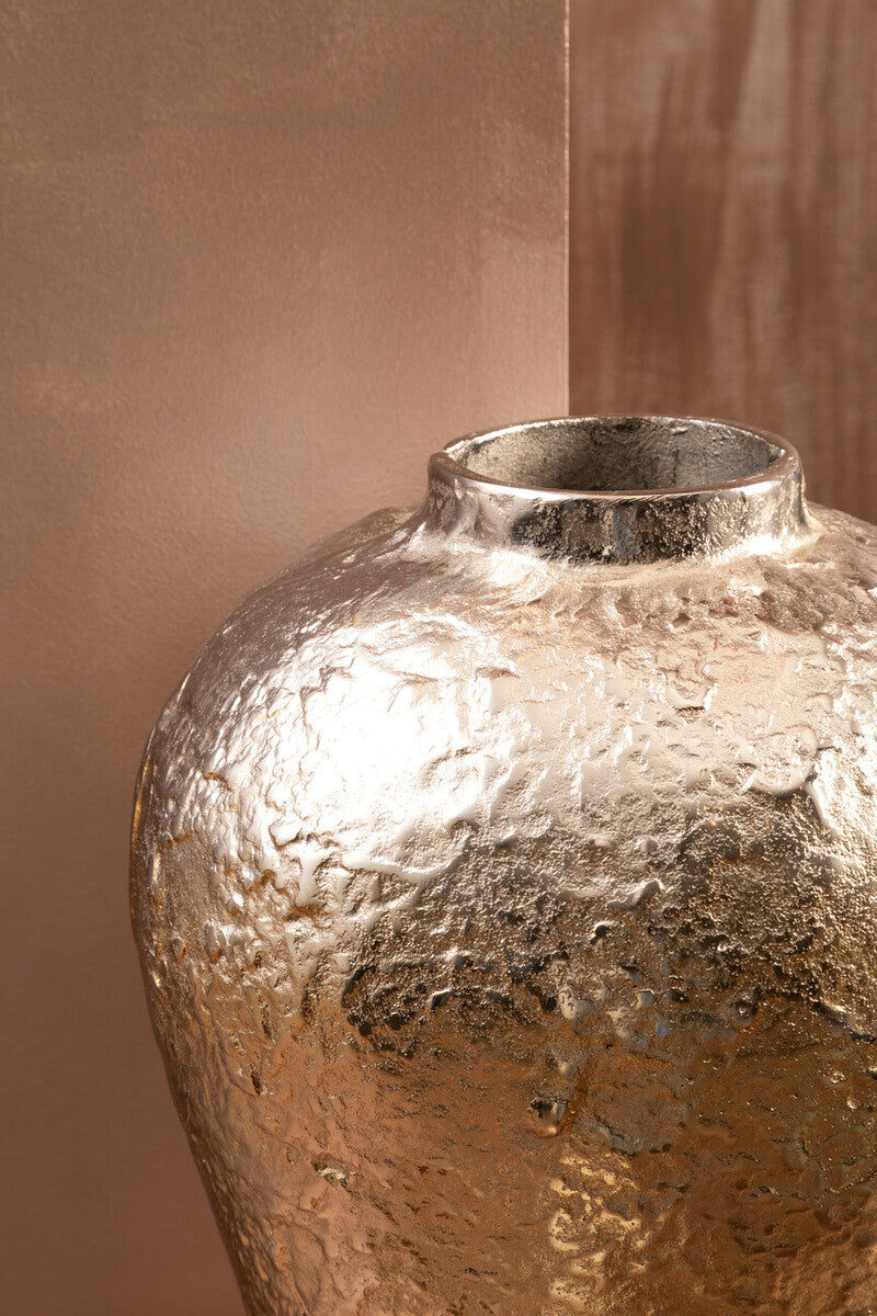 A dion large ombre textured metallic vase with hammered silver finish and subtle gold finish vase undertones