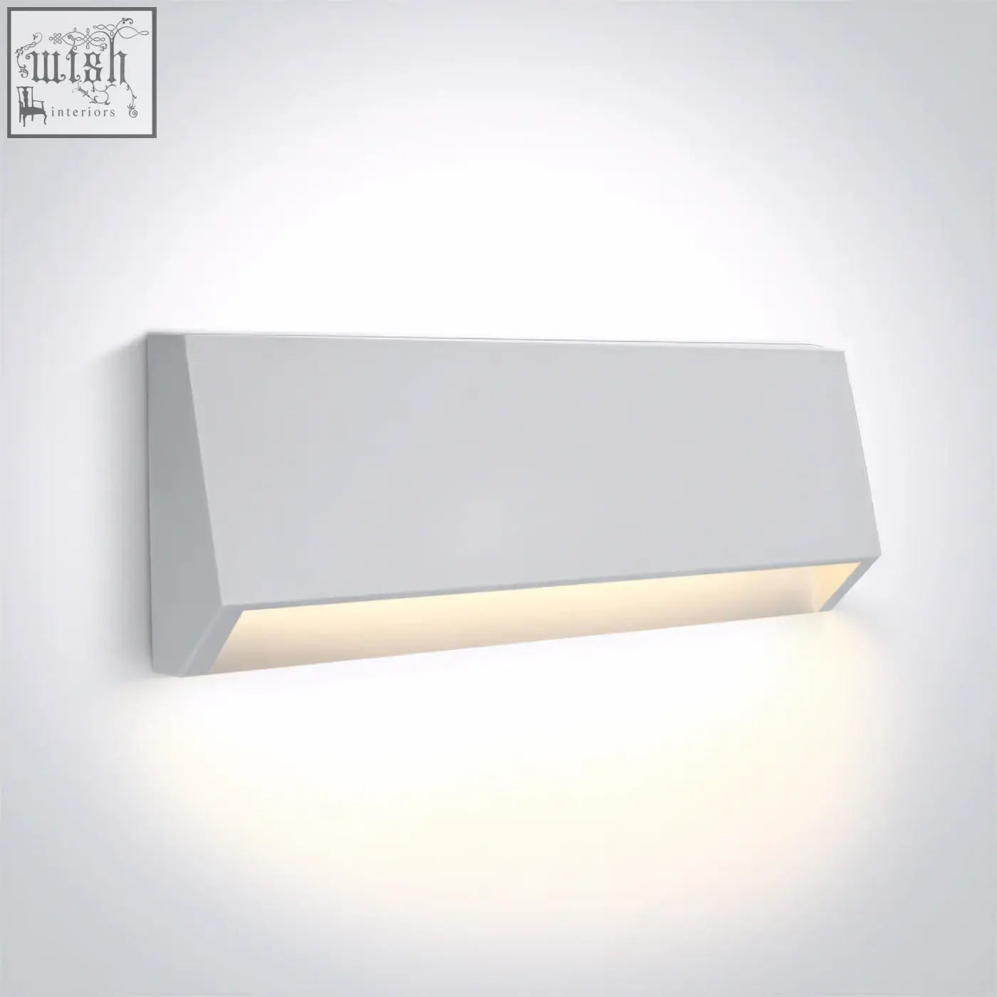 Modern white rectangular led wall light made of abs and pc with sleek design and warm ambient lighting standard en60598-1
