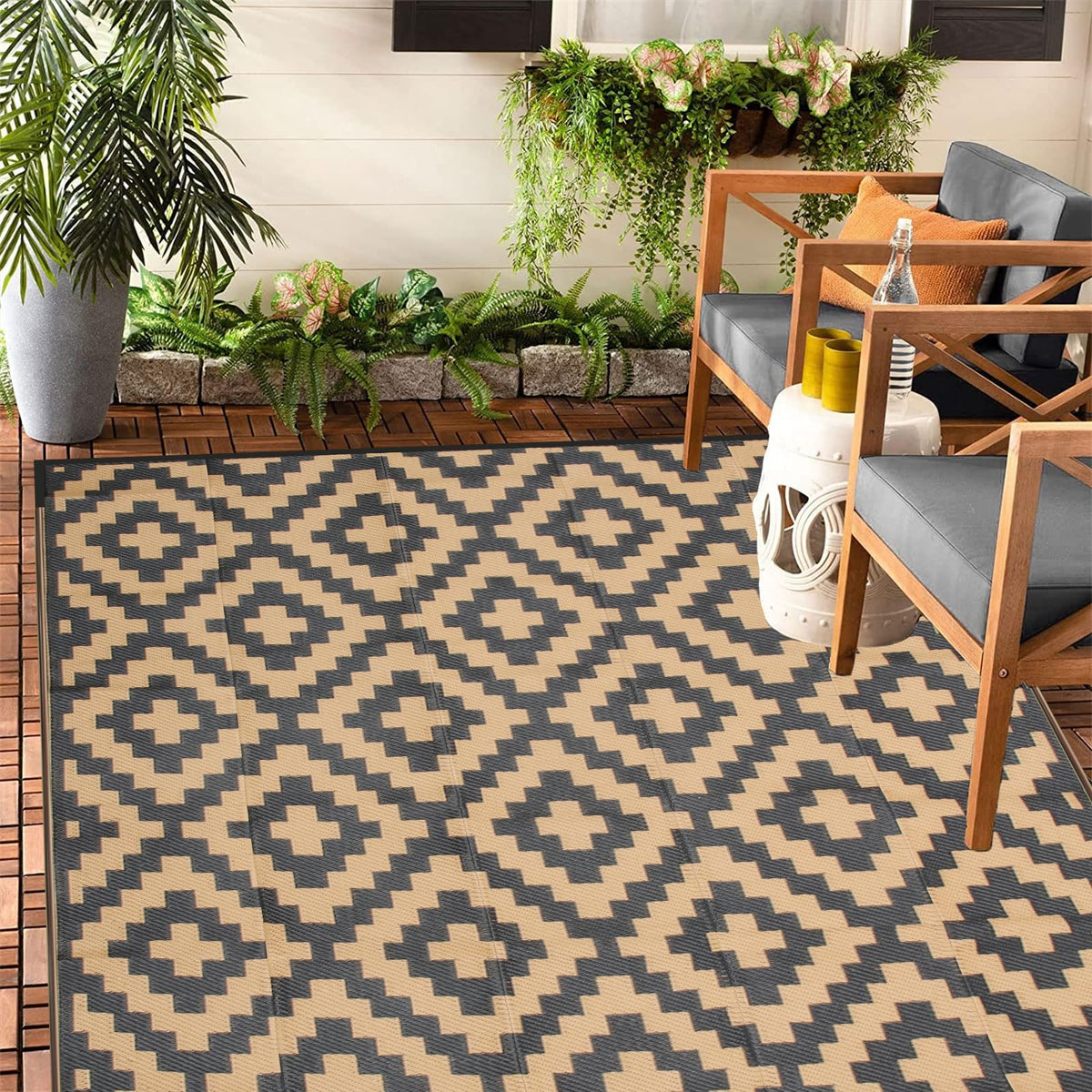Beige and navy enipate geometric outdoor reversible rug with easy cleaning for patios and garden decks