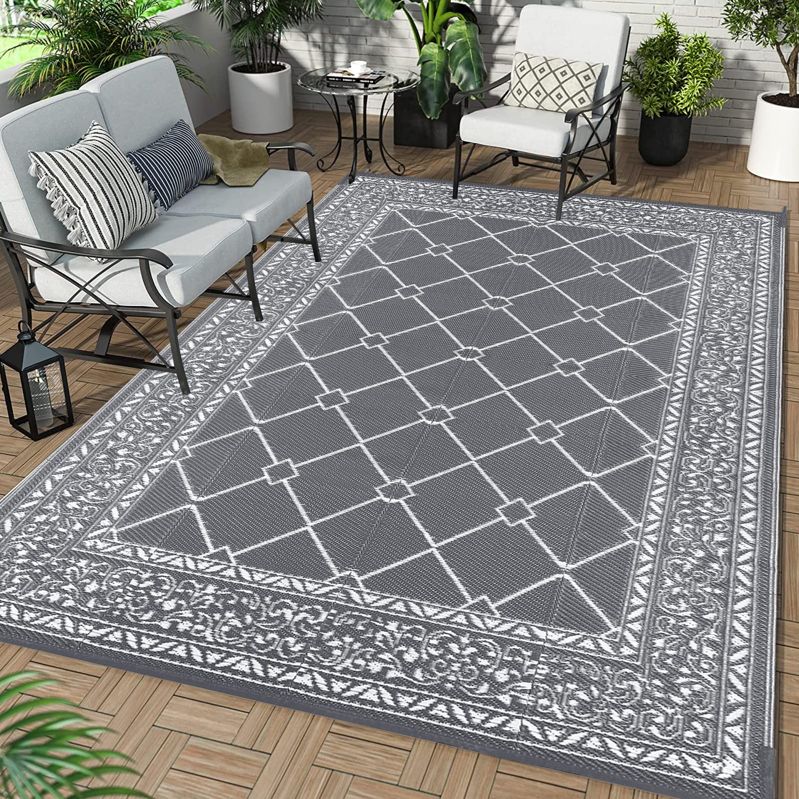 Gray and white geometric patterned enyhom outdoor rugs reversible plastic patio foldable mat for garden and picnic use