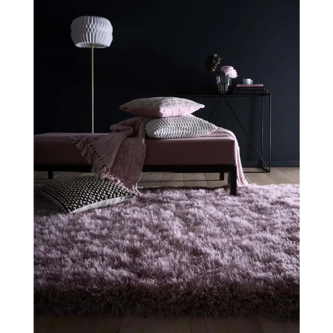 Extravagance Rose Shaggy Rug - Rugs