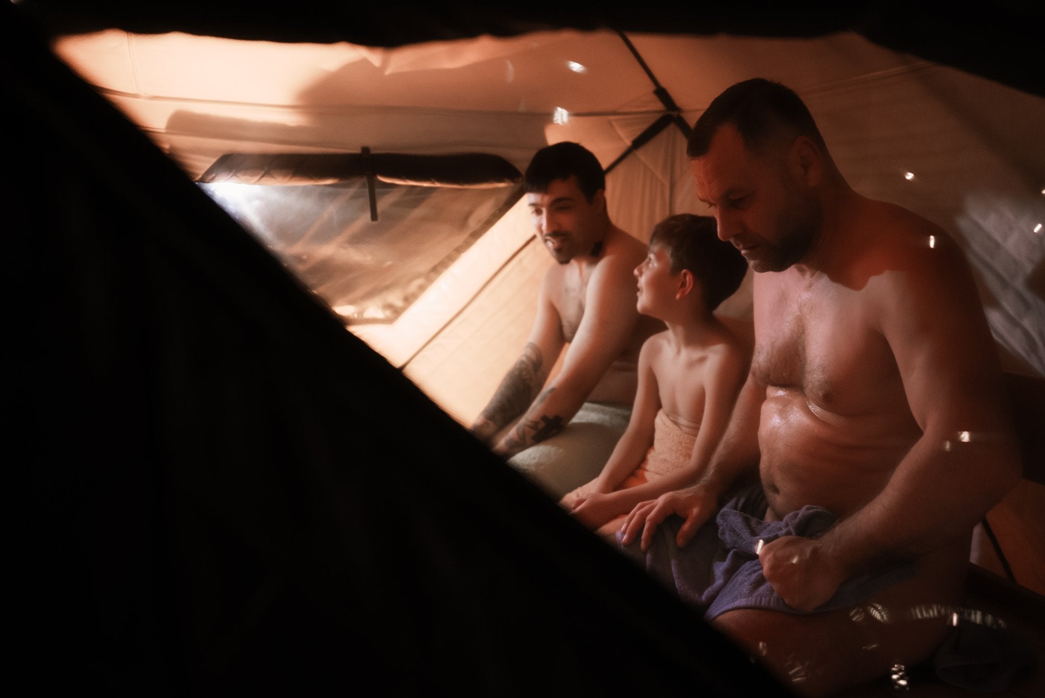 NOIR XL Signature — FinSteam Premium Sauna Package with Safety Pack (Aurora R14S)