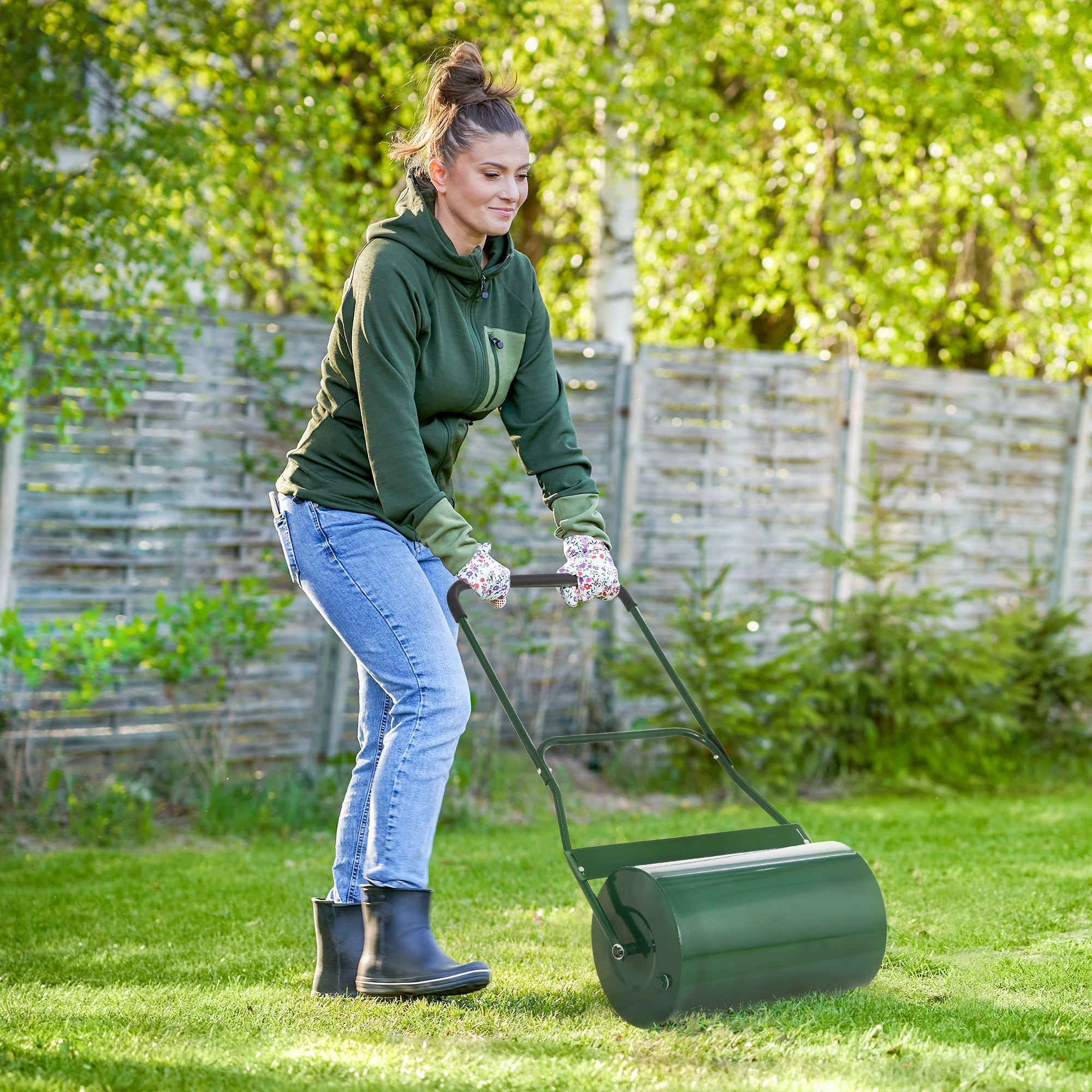 Outsunny 40L Lawn Roller Drum Scraper Bar Collapsible Handle Water or Sand Filled Φ32cm Green