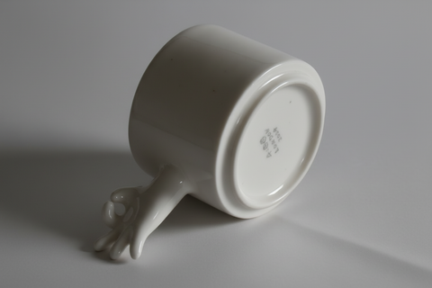 Gesture Ceramic Cup – Handmade Porcelain Coffee Cup（Okay）