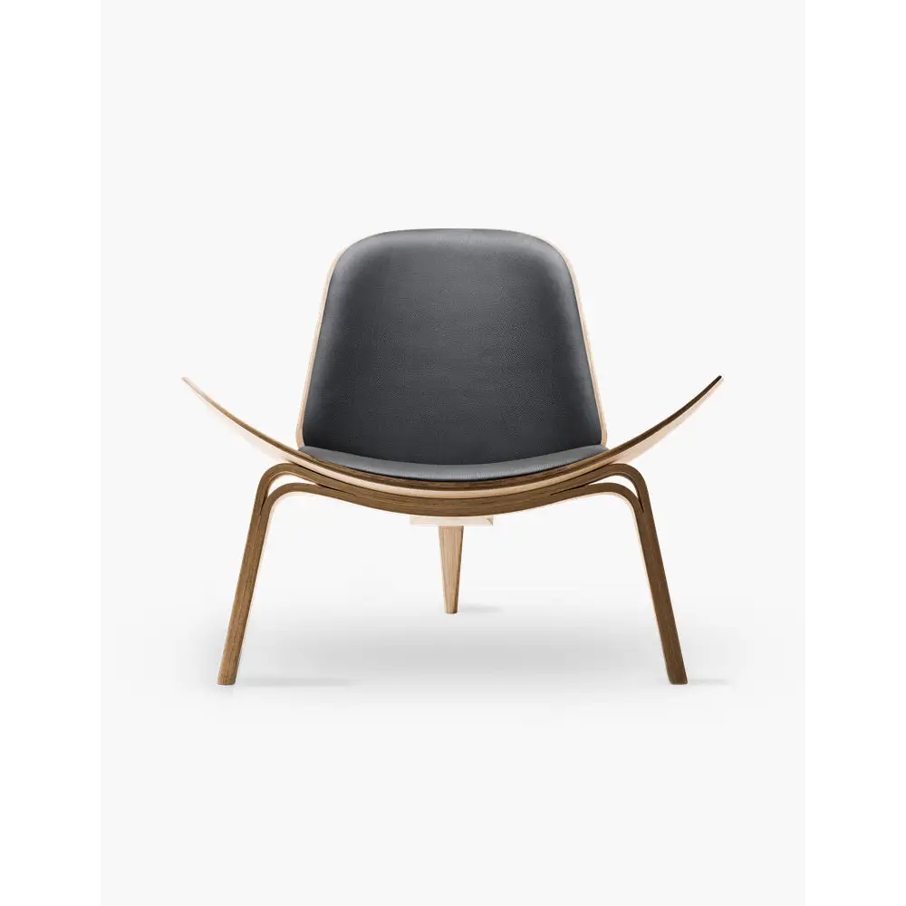 Hans Wegner CH07 Shell Chair, Black & Walnut｜ DC Concept