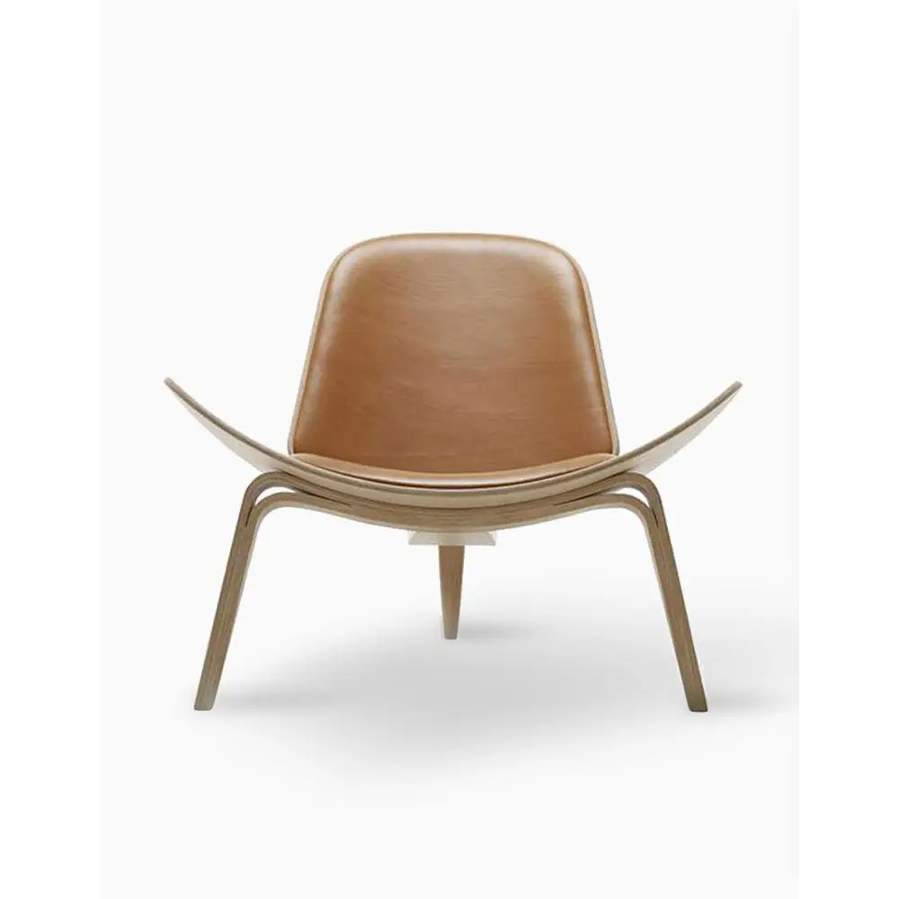 Hans Wegner CH07 Shell Chair, Brown & Walnut｜ DC Concept