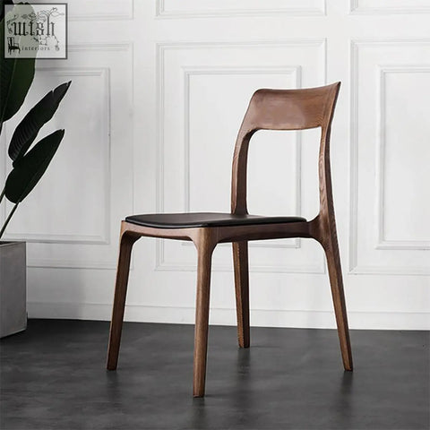 Modern hans wegner ch3 dining chair in dark oak with sleek wood frame and black leather seat for stylish dining chairs