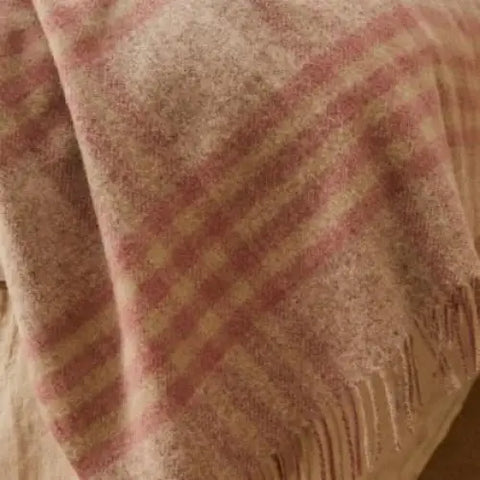 Hex XL Pure New Wool Throw - Dusky Pink - Throws & Blankets
