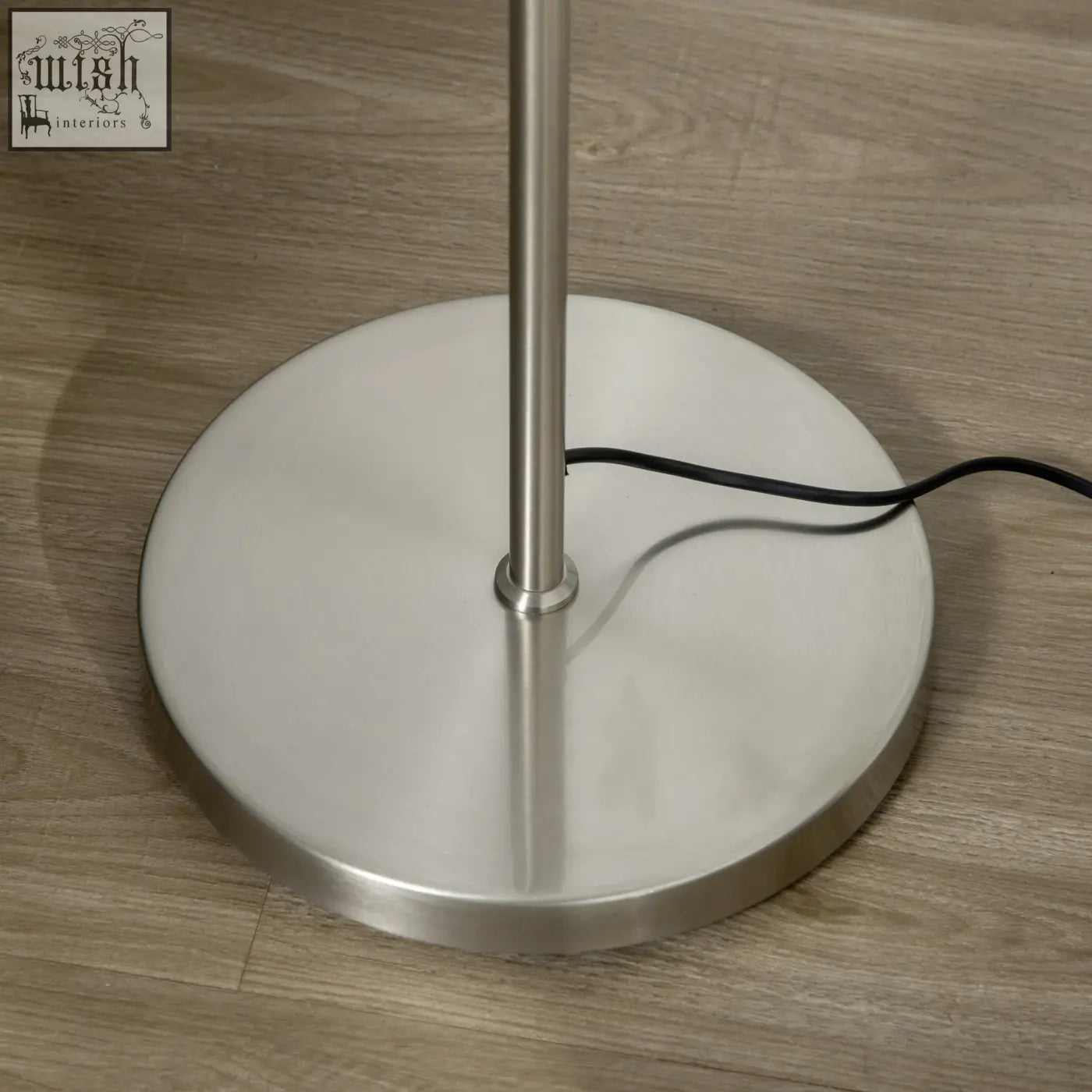 Stainless steel floor lamp base with sleek circular design silver finish for homcom 3-light tree floor lamp e27 base foot switch