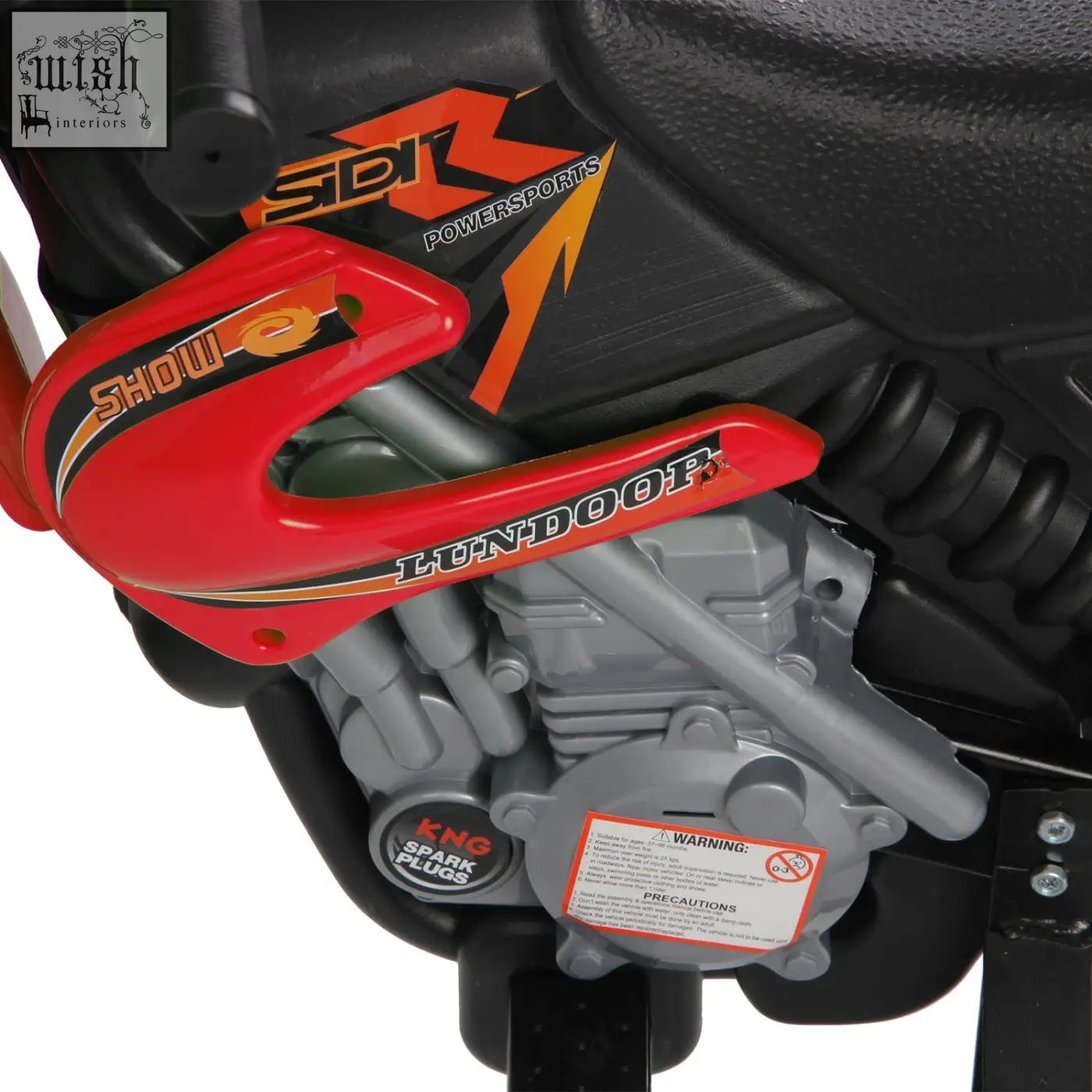 Red and black plastic handlebar with show e and lundoop branding on homcom 6v kids electric motorbike with horn sound