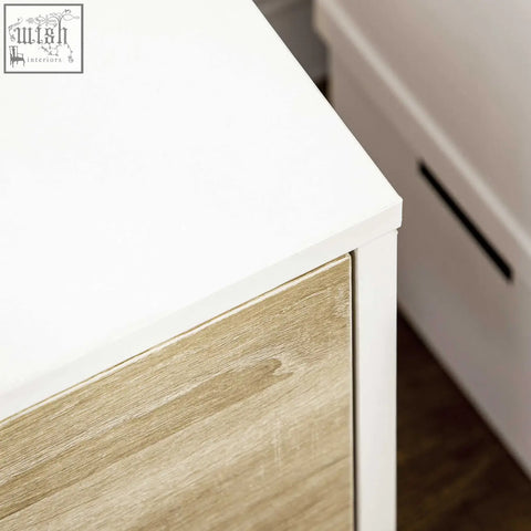 White and light wood-grain homcom tv unit with wooden legs and storage cabinets for living room or bedroom use
