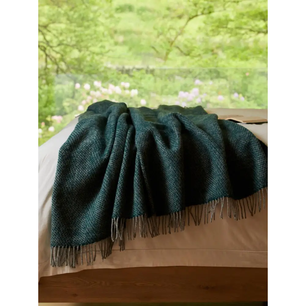 Honeycomb XL Pure New Wool Throw - Emerald/Grey - Throws & Blankets