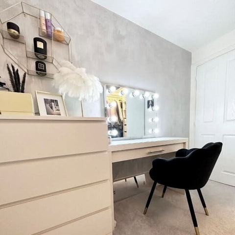 White vanity with bright light framed mirror and audio bluetooth speakers houston bluetooth hollywood mirror 80x60cm