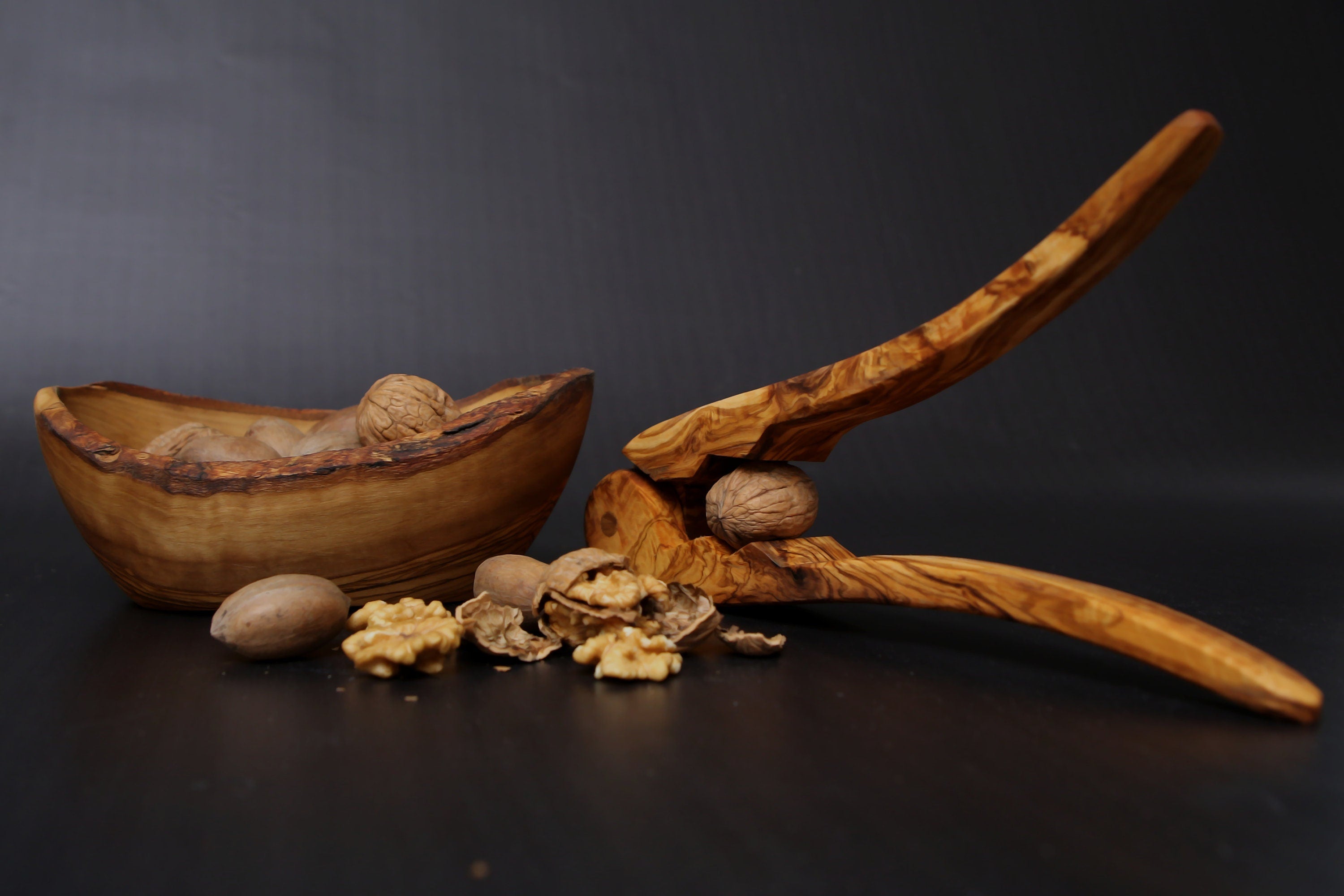 Olive Wood Pliers Nutcracker | Handheld Wooden Lever Manual Walnut Cracker