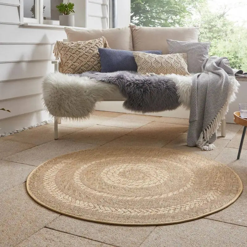 Indoor Outdoor Almendro Round Rug – Chevron Design - Rugs