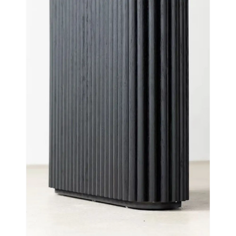 Ivar Oval Dining Table, Solid Wood｜ DC Concept