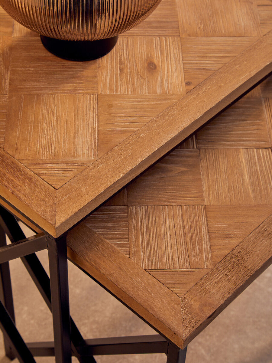 Kickford parquet fir wood set of two nesting tables with light brown herringbone fir wood top and black metal legs