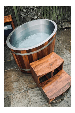 KOVE Oval Cedar Ice Bath – Reclined Cold Plunge