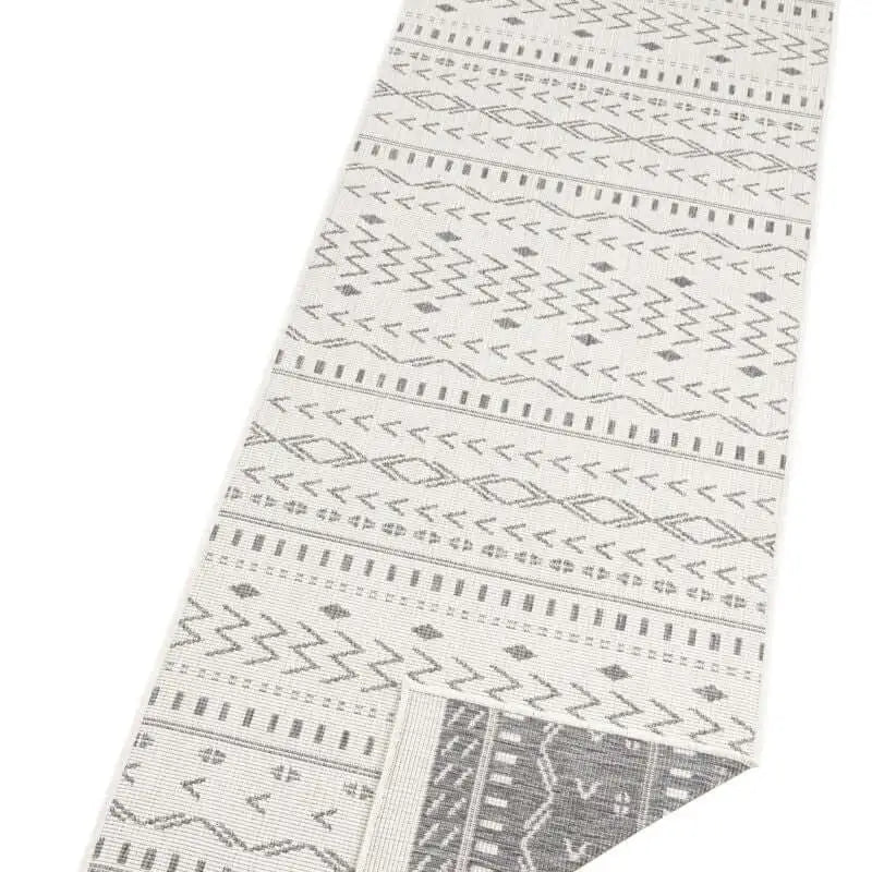 Kuba Reversible Indoor-Outdoor Rug - Rugs