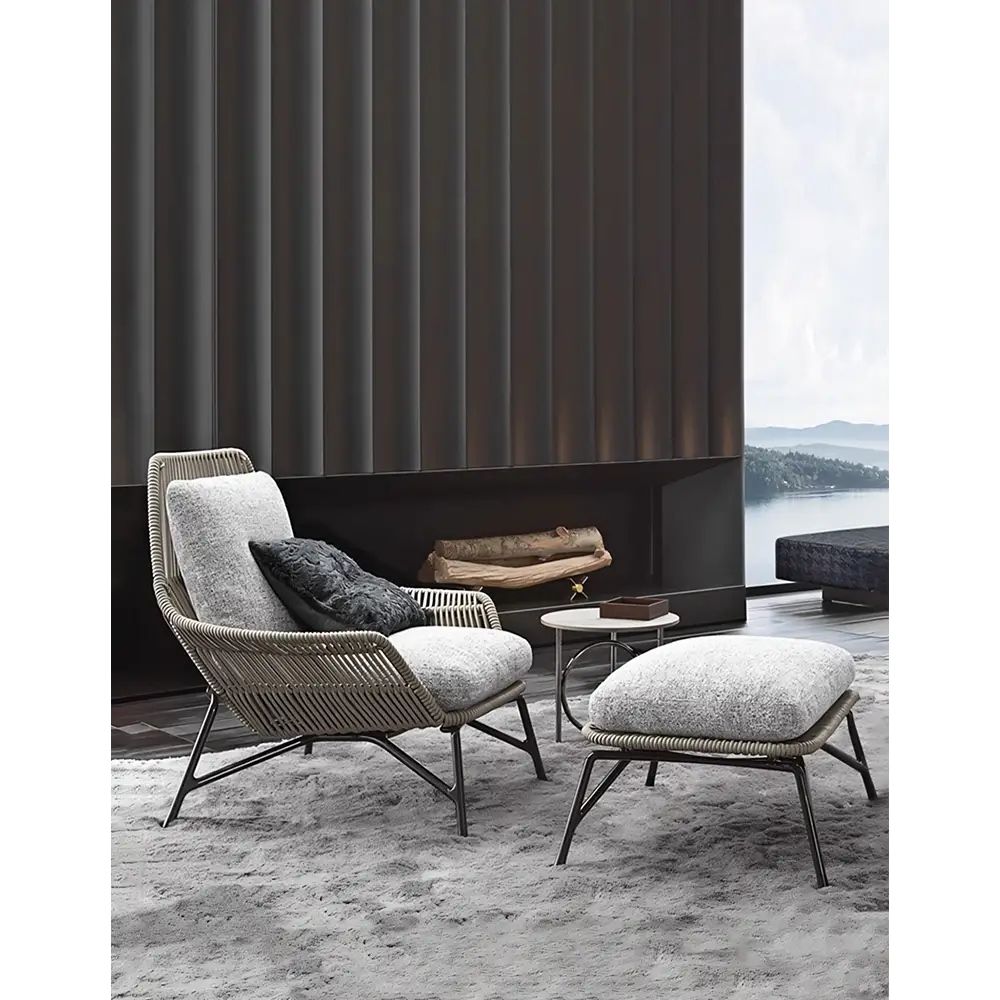 Layla Patio Outdoor Lounge Chair