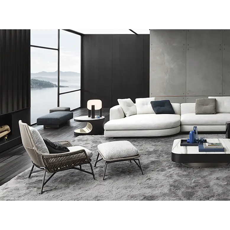 Layla Patio Outdoor Lounge Chair