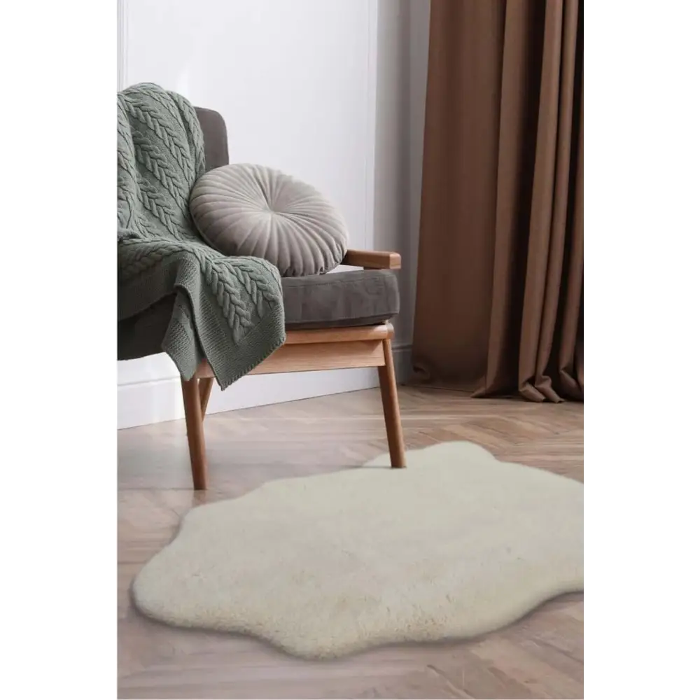Luxury White Faux Fur Rug - Rugs