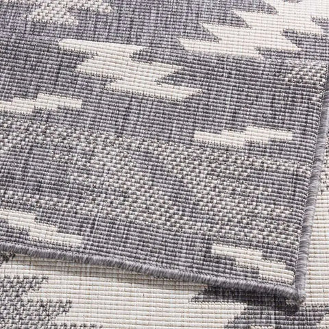 Malibu Reversible Indoor-Outdoor Rug Diamond Design - Rugs