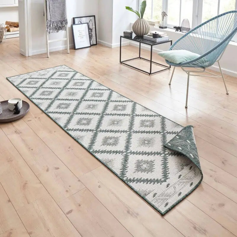 Malibu Reversible Indoor-Outdoor Rug Diamond Design - Rugs