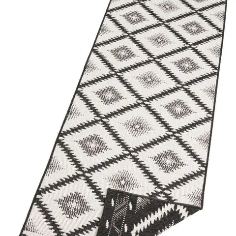 Malibu Reversible Indoor-Outdoor Rug Diamond Design - Rugs