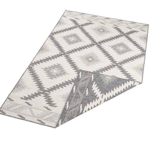 Malibu Reversible Indoor-Outdoor Rug Diamond Design - Rugs