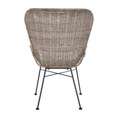 Manado curved design natural rattan chair with curved backrest and black metal legs in a woven style