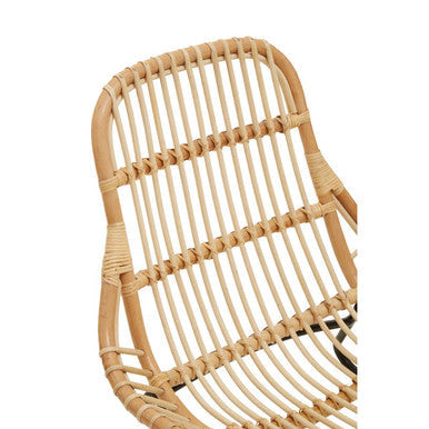 Natural rattan manado relax natural chair with woven curved backrest and armrests in a natural tone