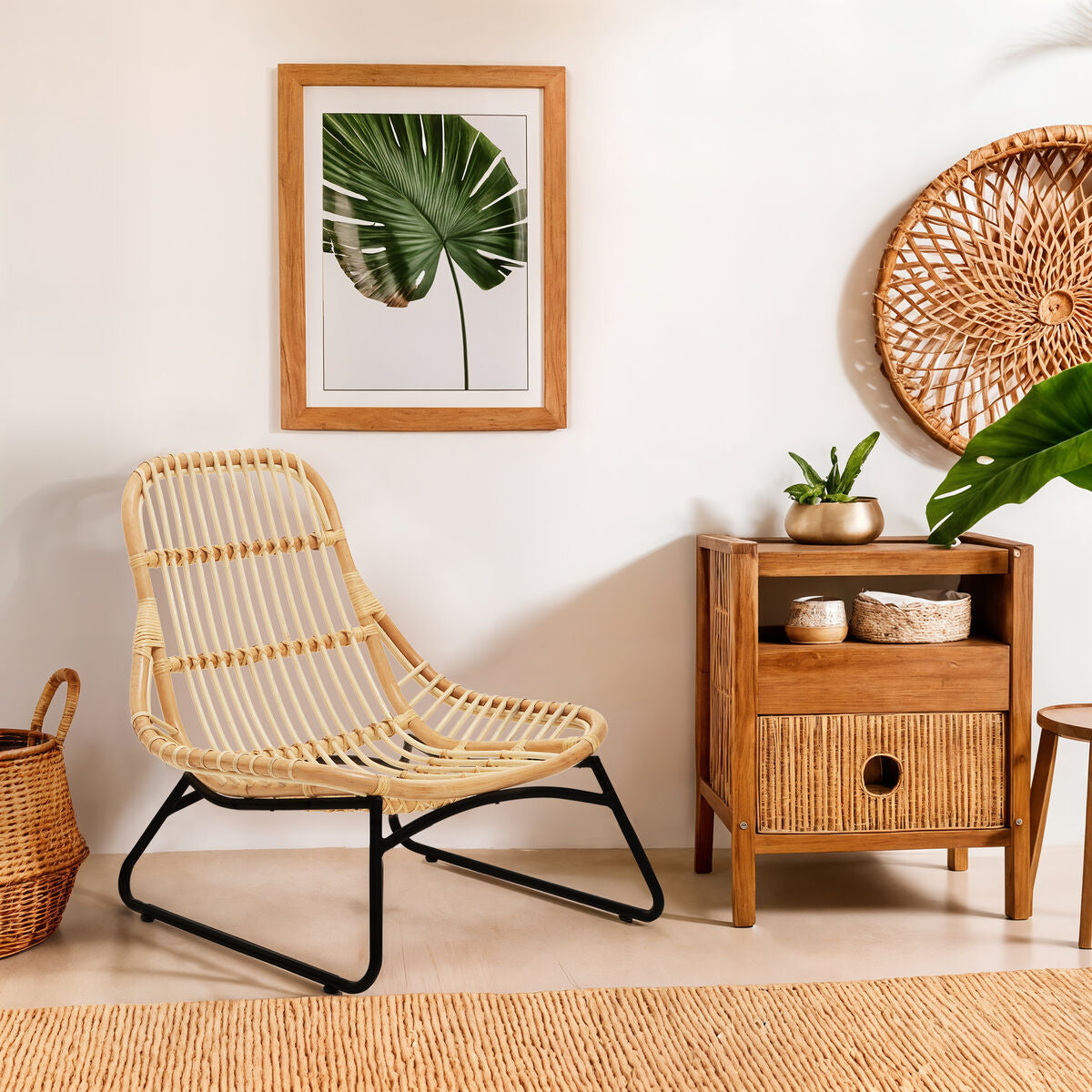 Beige manado relax natural rattan lounge chair with black metal frame perfect for indoor relaxation