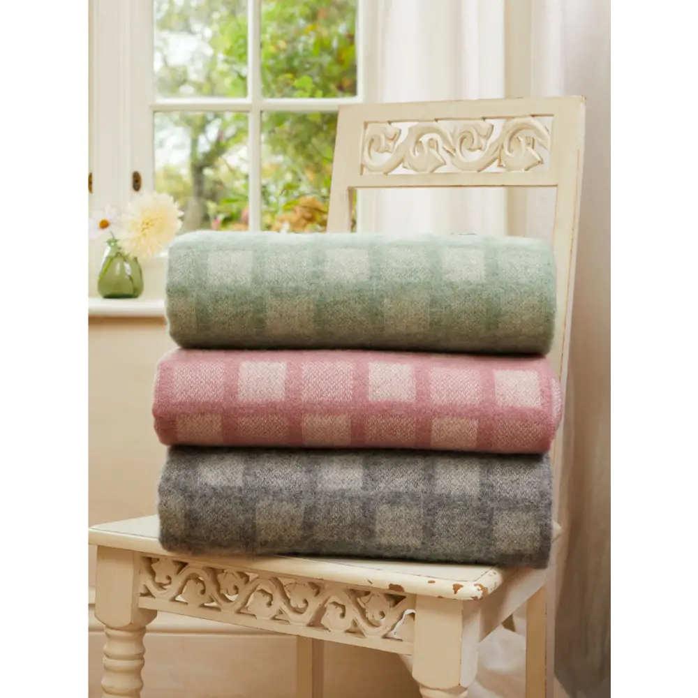 Manhattan Pure New Wool Throws - Throws & Blankets