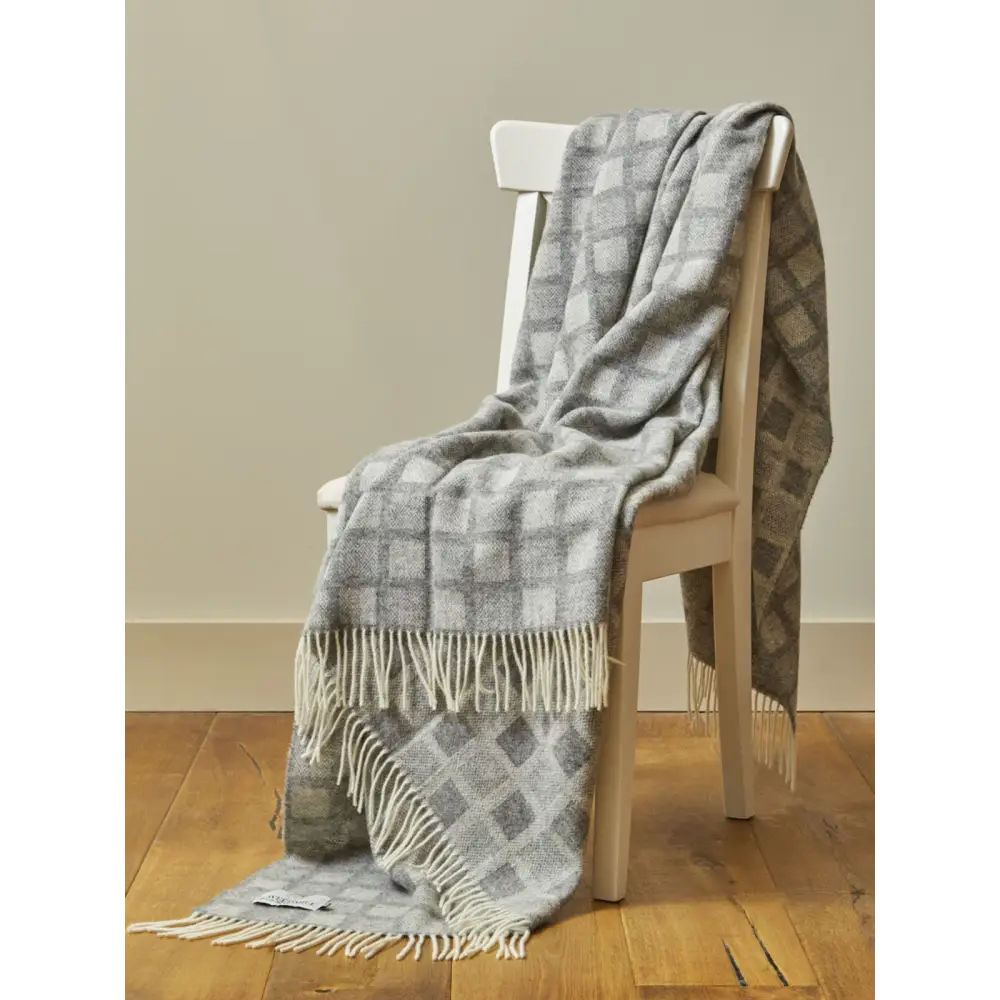 Manhattan Pure New Wool Throws - Throws & Blankets