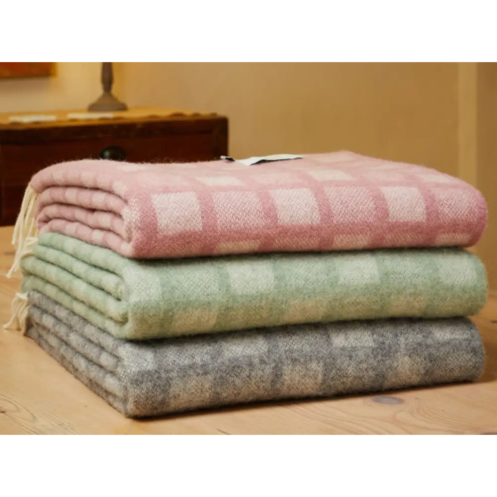 Manhattan Pure New Wool Throws - Throws & Blankets