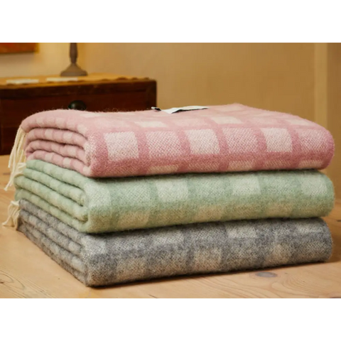 Manhattan Pure New Wool Throws - Throws & Blankets