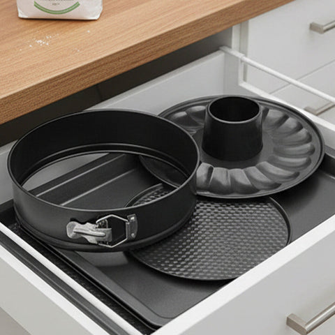 Black non-stick round cake pan set with silver buckle and matching tray perfect for baking round cakes