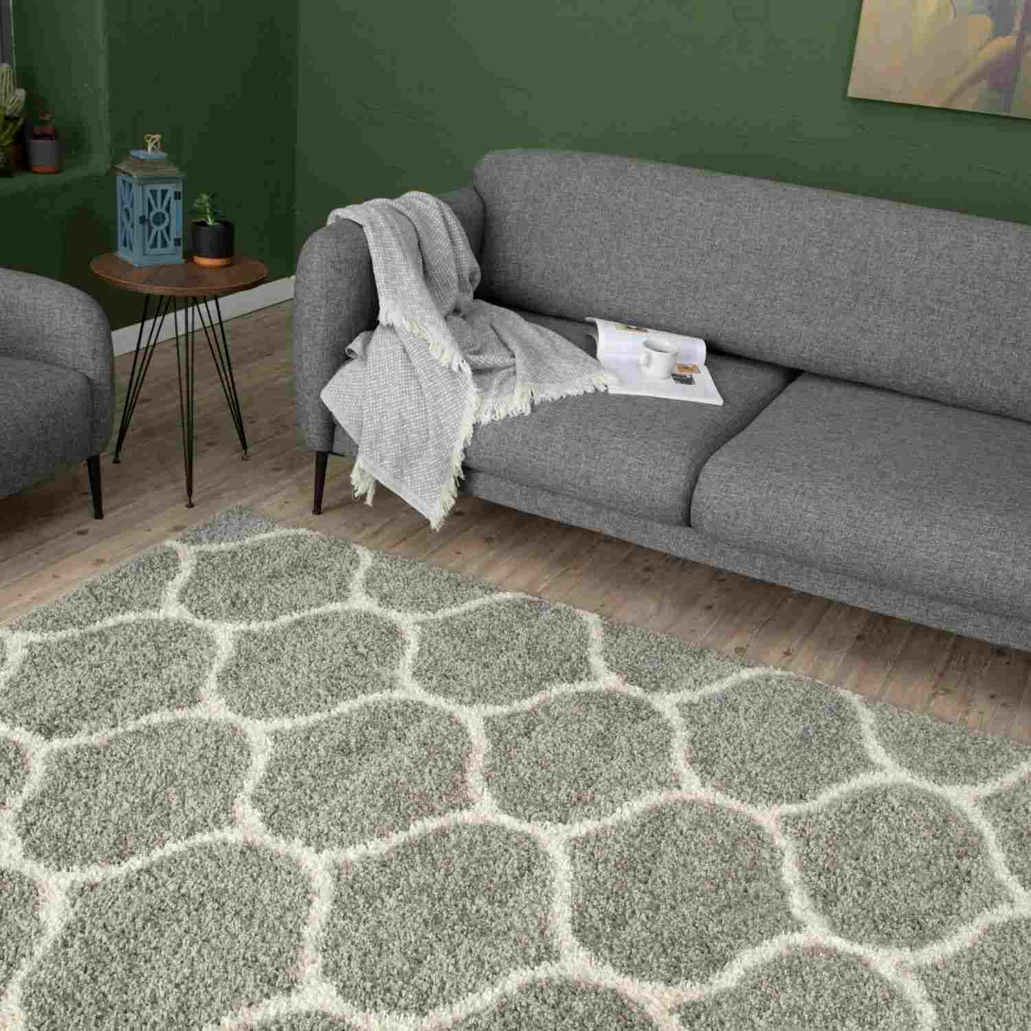 Moroccan grey shaggy rug with off-white geometric honeycomb pattern in soft plush texture for cozy floors