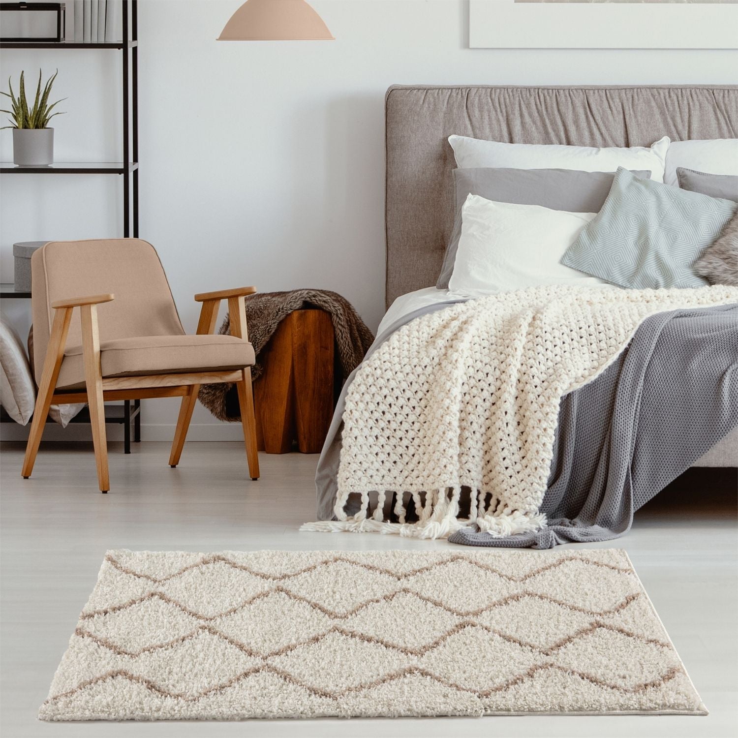 Moroccan ivory beige shaggy rug with a cream color and geometric diamond pattern in muted gray