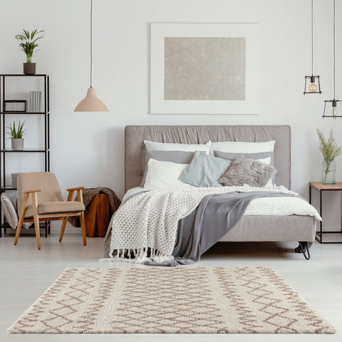 Beige shaggy rug with moroccan ivory beige geometric pattern and textured woven design perfect for cozy spaces