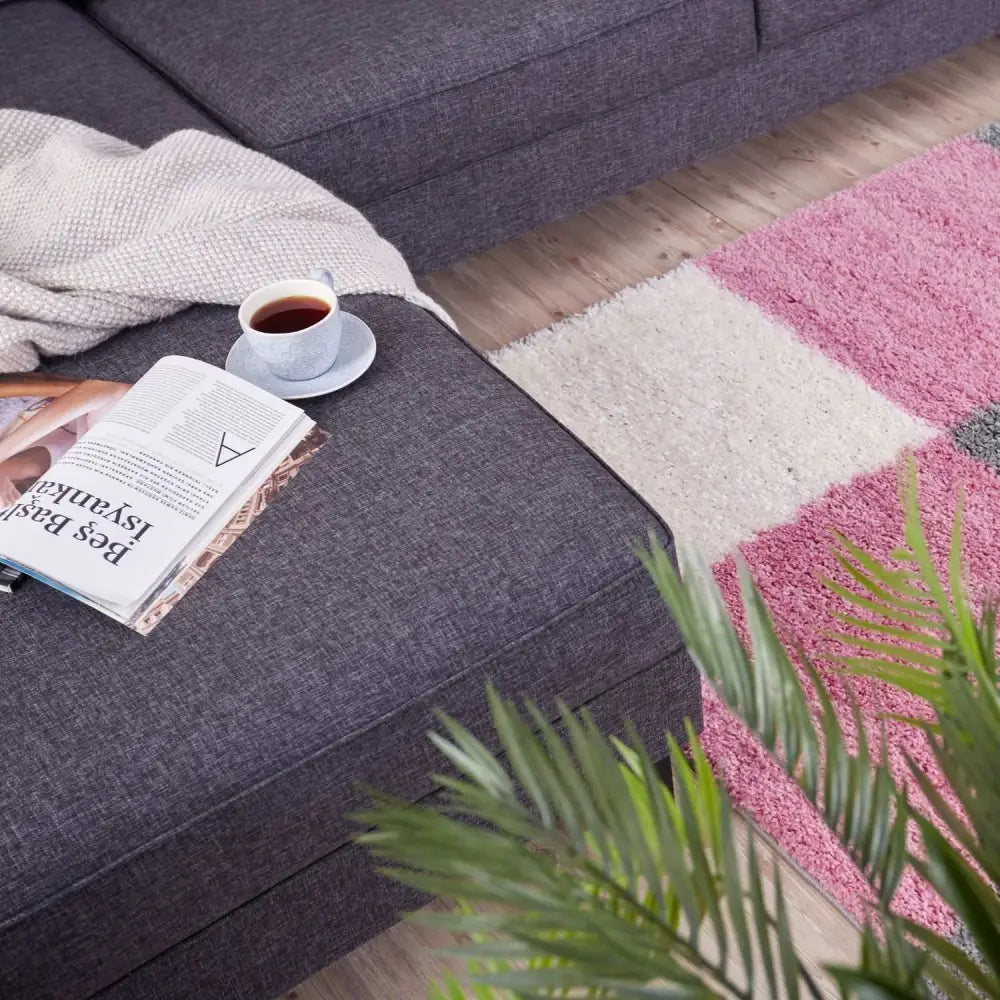 Myshaggy Geometric Pink Rug - Rugs