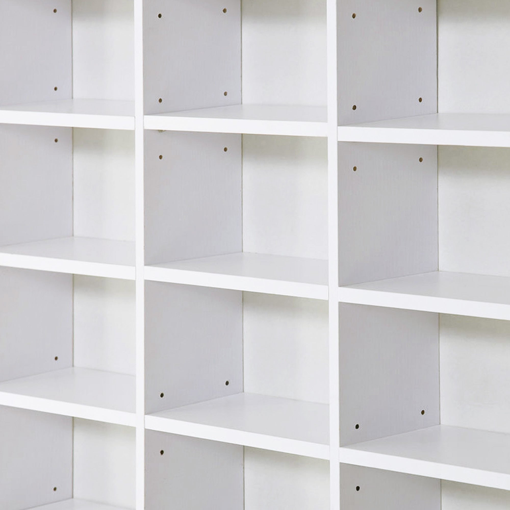 HOMCOM 33 Adjustable Compartment Storage Unit - White