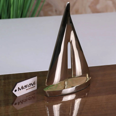 Shiny solid brass yacht model sailboat with sleek modern design nabha brass yacht decorative figurine