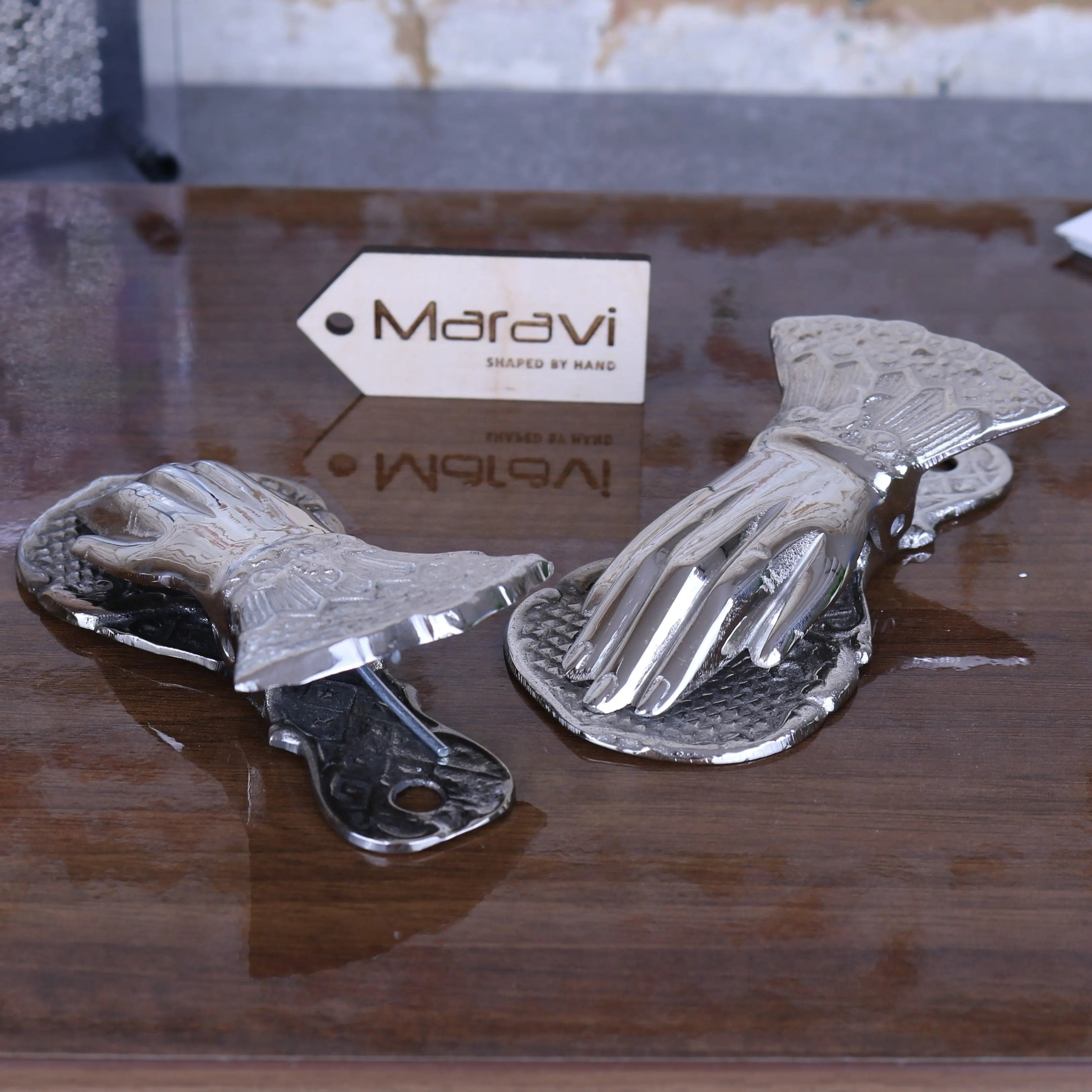 Silver nalot hand shaped luxury paper clip set of 2 with intricate detailing and polished metal finish