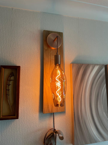 Modern Oak Wall Light | Wooden Wall Sconce for Hallway, Bedside & Staircase Lighting