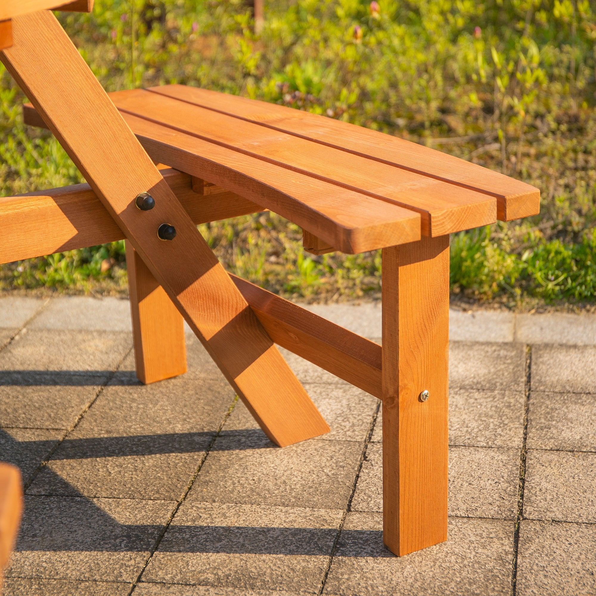 Outsunny 6 Seater Wooden Picnic Table and Garden Benches Set, Round Garden Dining Set with 3 Benches and Umbrella Hole Outdoor Garden Park, Brownish Red
